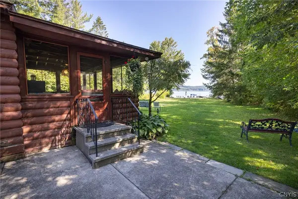 1836 W Lake Road, Skaneateles, NY 13152