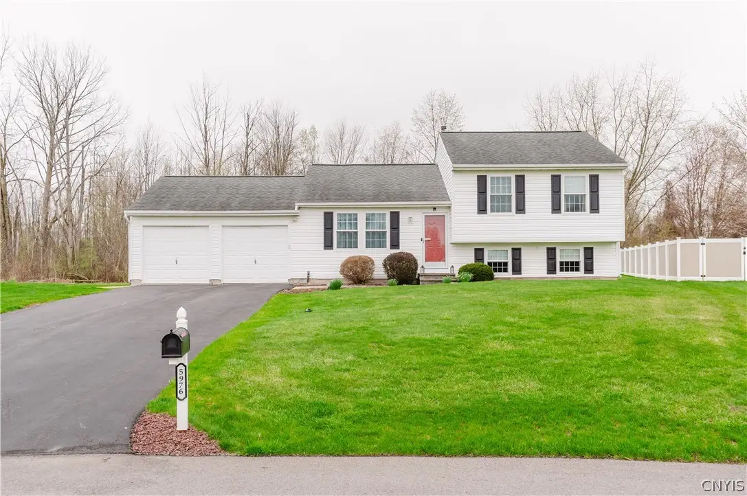 5976 Arentine Way, Cicero, NY 13039 - #1