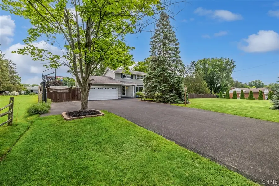 7640 Merritt Drive, Baldwinsville, NY 13027 - #2