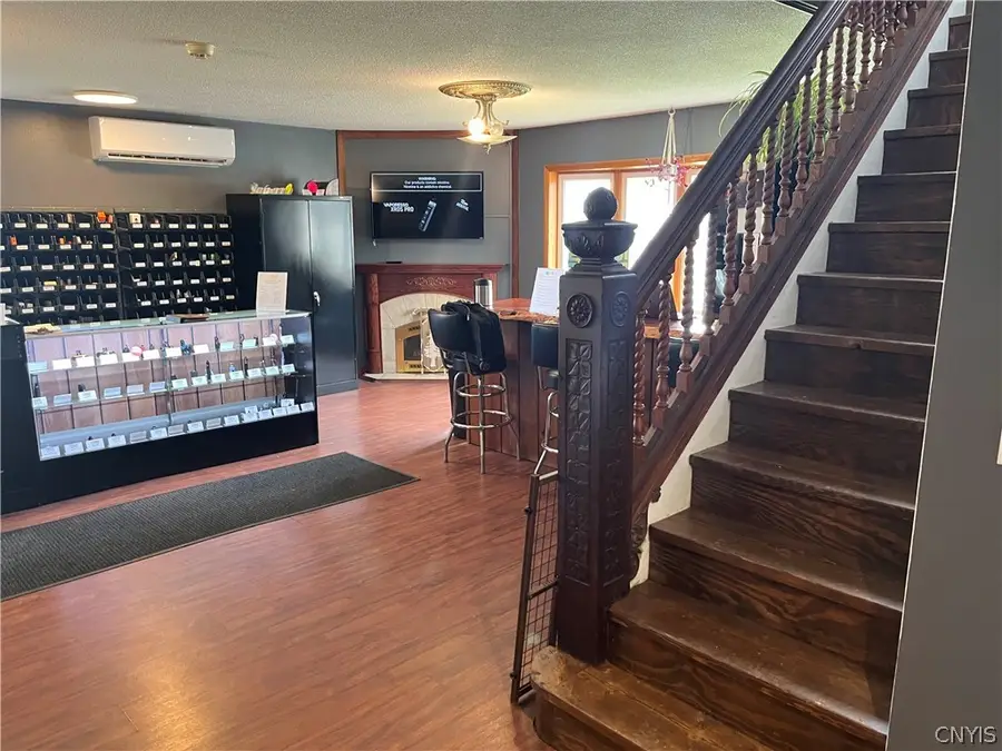527 Coffeen Street, Watertown, NY 13601 - #2