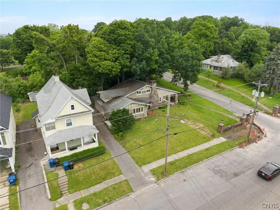 1035 Oak Street, Syracuse, NY 13203 - #3