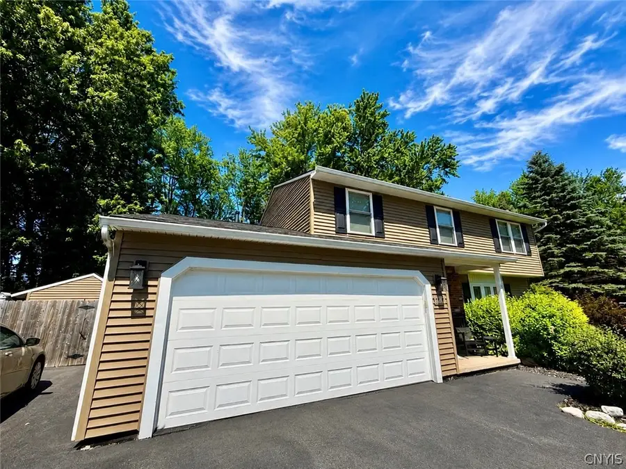 5515 Chateau Lane, Clay, NY 13041 - #3