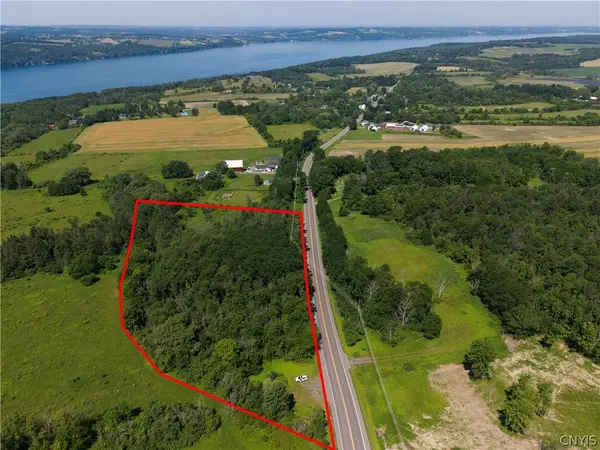 1779 East Lake, Skaneateles, NY 13152
