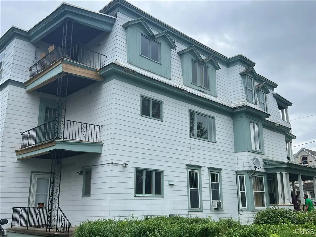 536 Jefferson Avenue, Utica, NY 13501 - #1