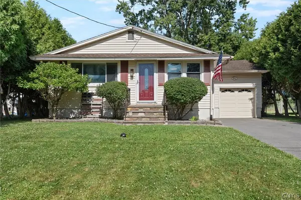 107 Glenwood Drive S, Liverpool, NY 13090