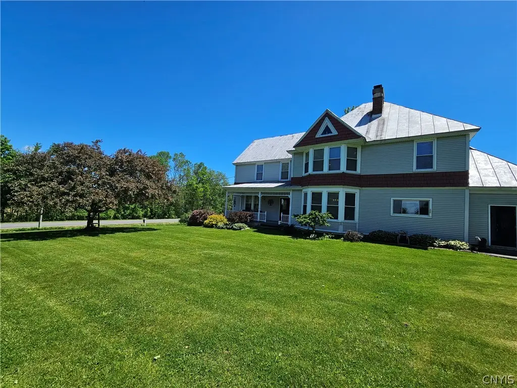 10094 Powell Rd, Holland Patent, NY 13354 - #1