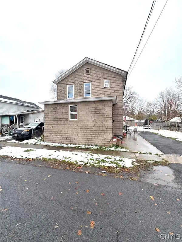 10 Rock Avenue, Auburn, NY 13021