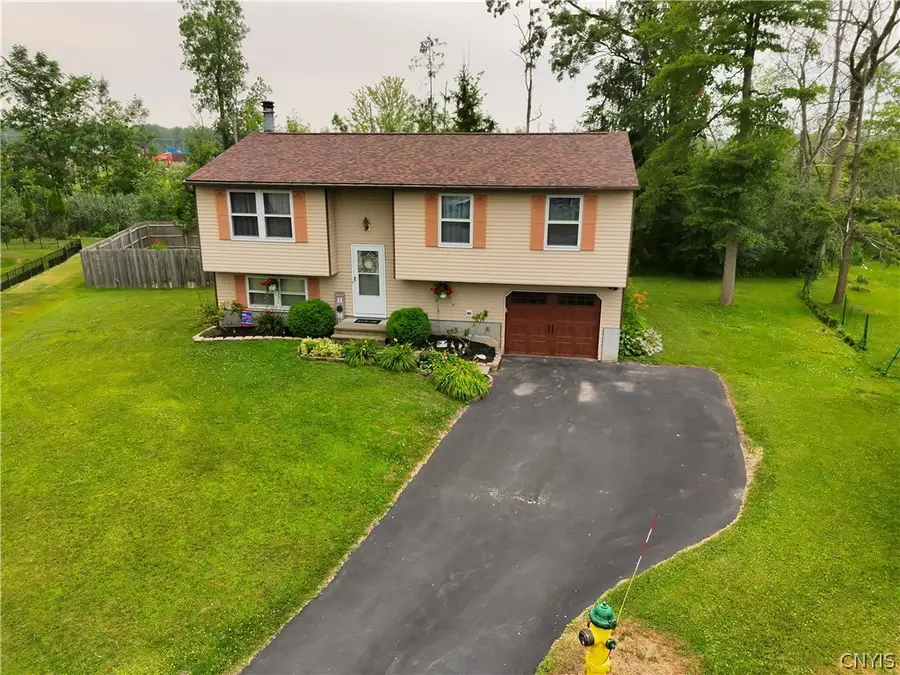 105 Winstead Circle, Minoa, NY 13116 - #3