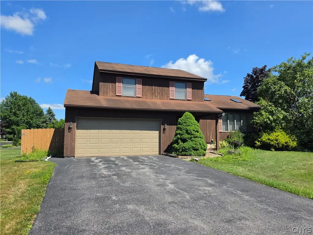 7698 Dominion Parkway, Liverpool, NY 13090 - #1