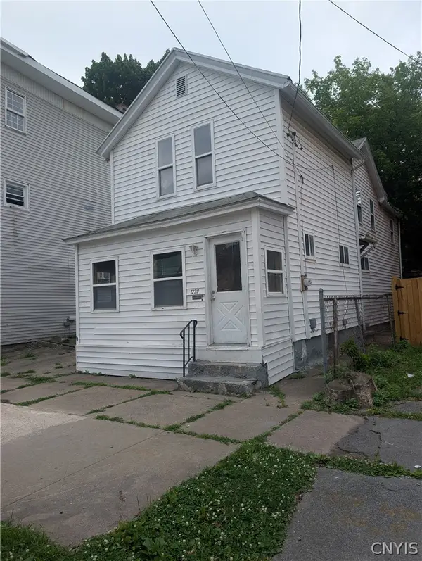 1230 Francis Street, Utica, NY 13502