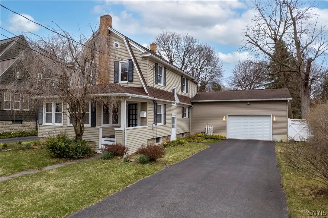 111 Charing Road, Syracuse, NY 13214 - #1