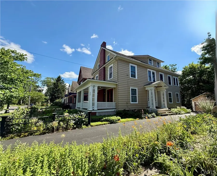 142 Cambridge Street, Syracuse, NY 13210 - #3