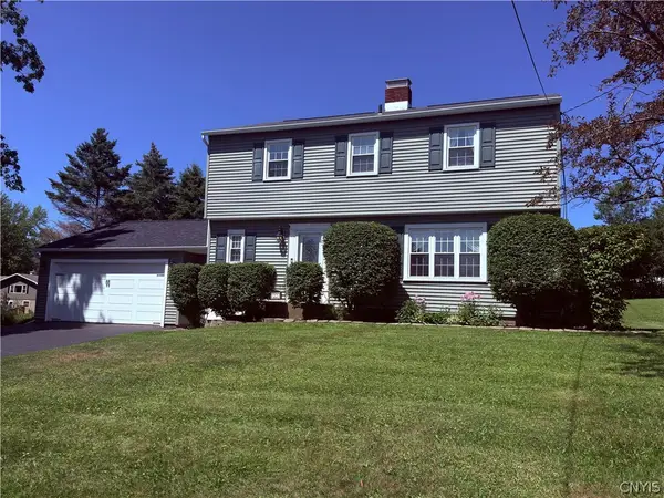 22 Mccracken Drive, Oswego, NY 13126