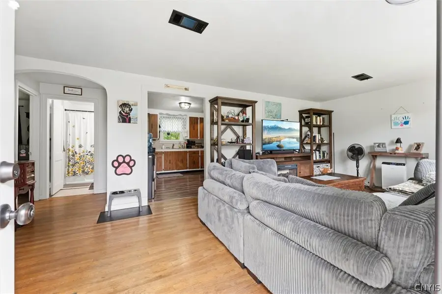 6449 Lakeshore Road, Cicero, NY 13039 - #2