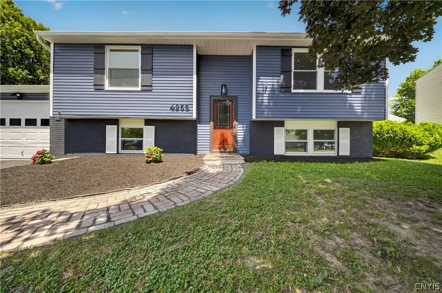 4265 Hunting Creek Drive, Clay, NY 13041 - #2