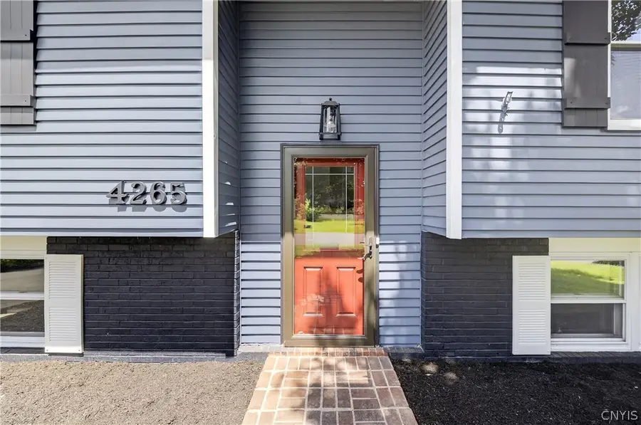 4265 Hunting Creek Drive, Clay, NY 13041 - #3