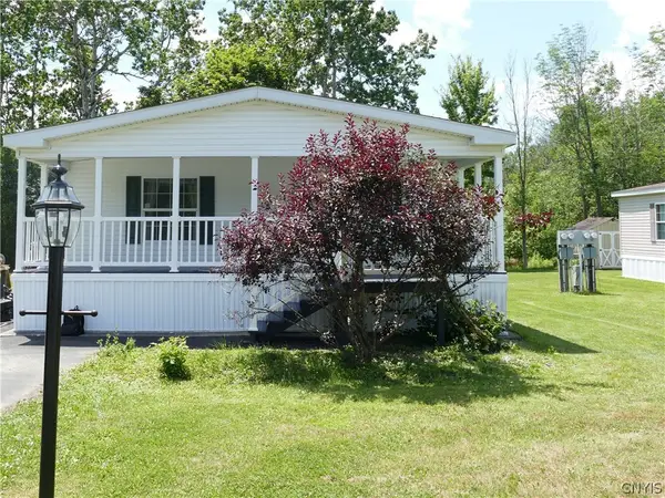 123 Royal Meadows Drive, Clinton, NY 13323