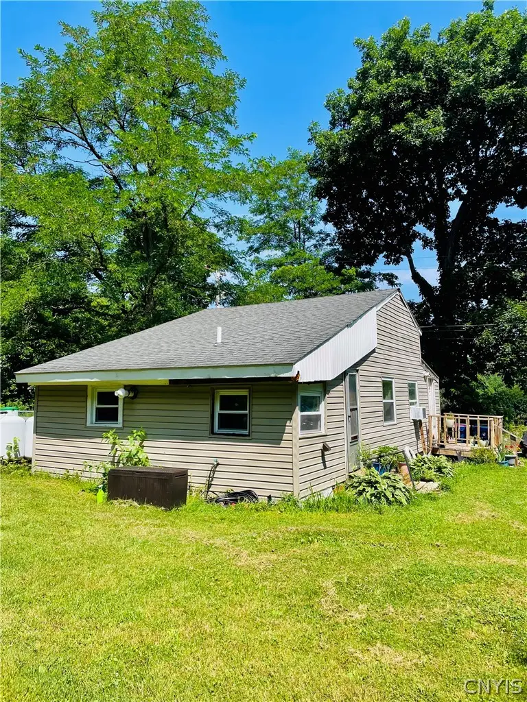 7762 Perry Road, Baldwinsville, NY 13027 - #3
