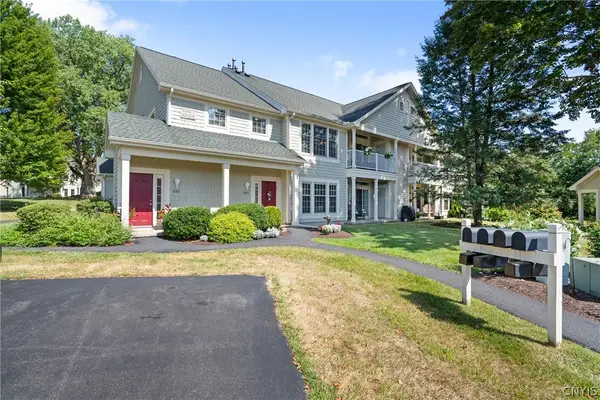 2001 Drummers Court, Baldwinsville, NY 13027