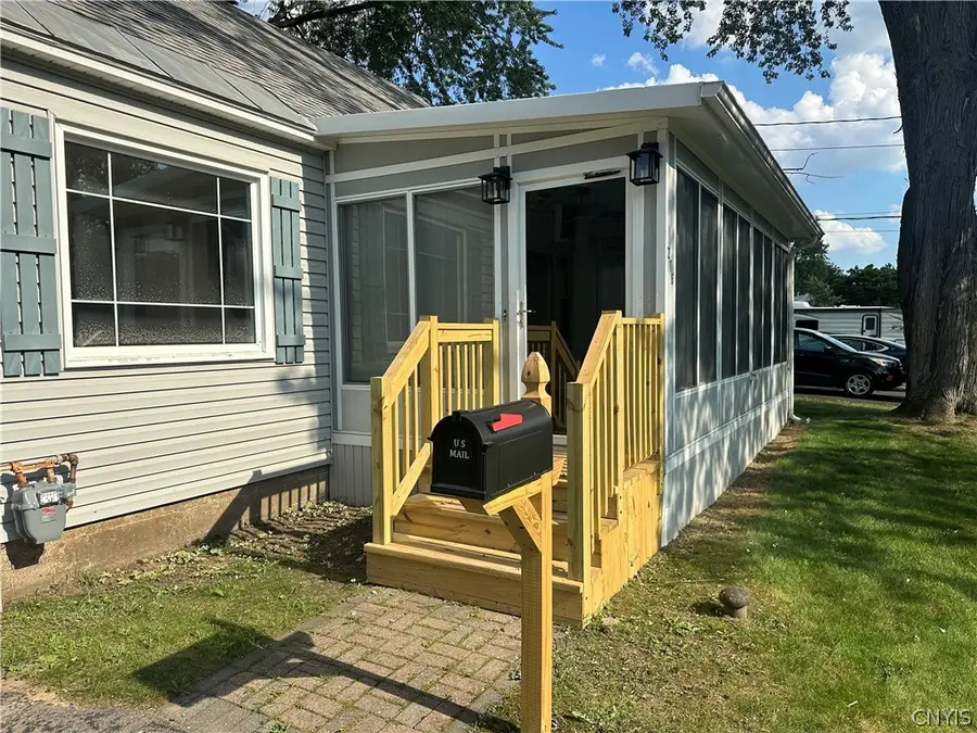 216 Crestwood Drive, North Syracuse, NY 13212 - #2