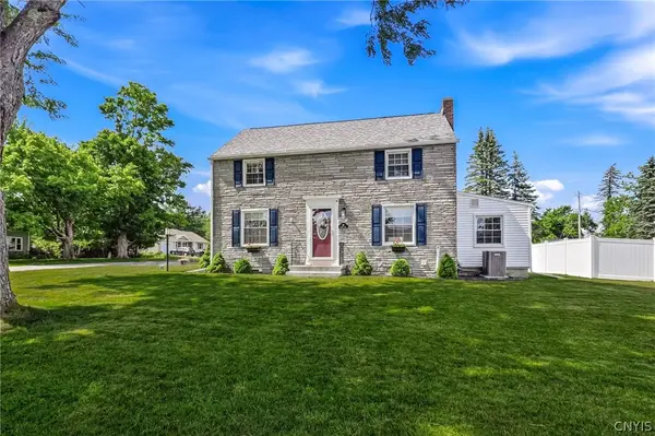 29 Lyndon Road, Whitesboro, NY 13492