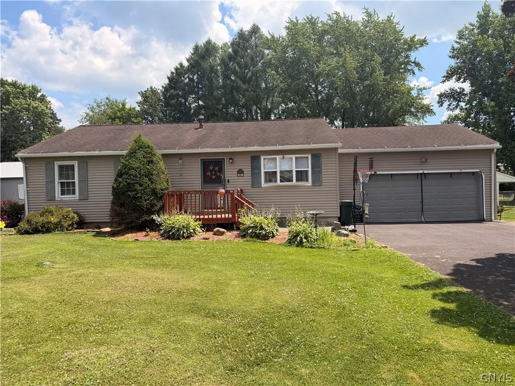 5716 Williamson Parkway, Cicero, NY 13039 - #1