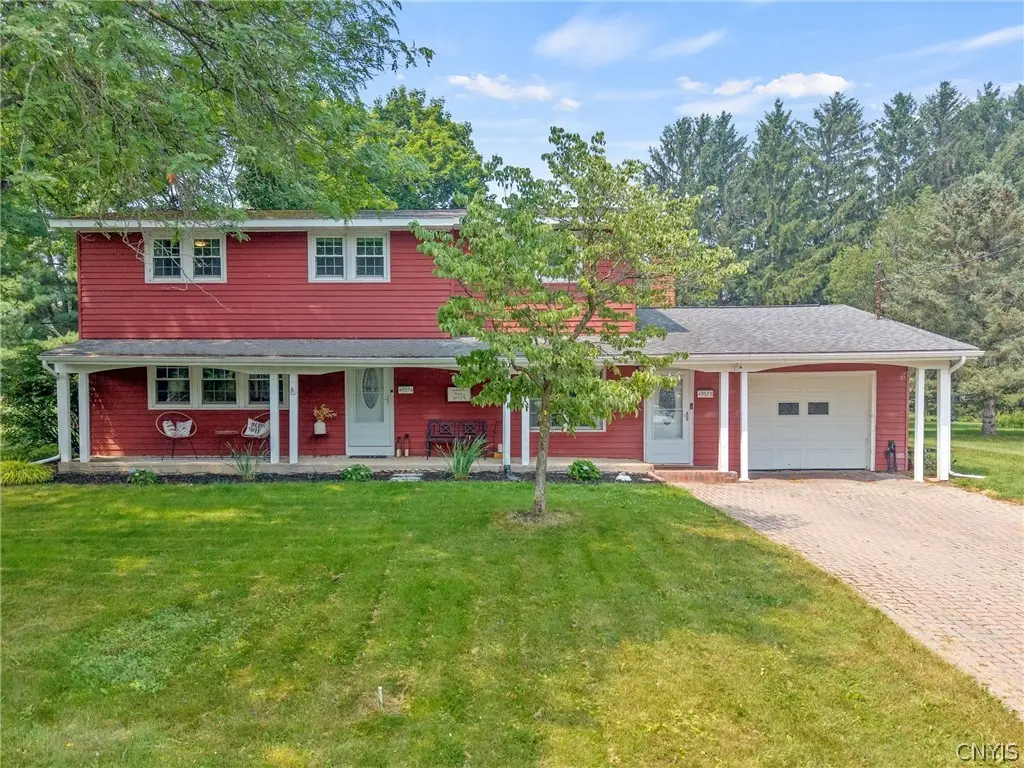 4957 Saint John Drive, Syracuse, NY 13215 - #1