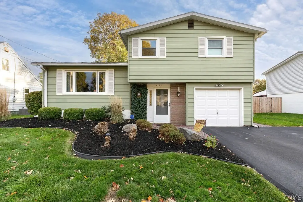 4162 Birchwood Drive S, Liverpool, NY 13090 - #1