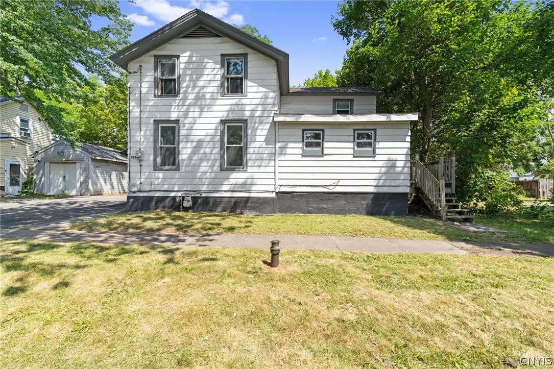 303 E Ellis Street, East Syracuse, NY 13057 - #1