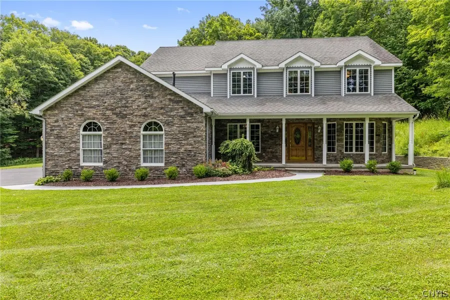 1103 Rail Fence Road, Camillus, NY 13031 - #2