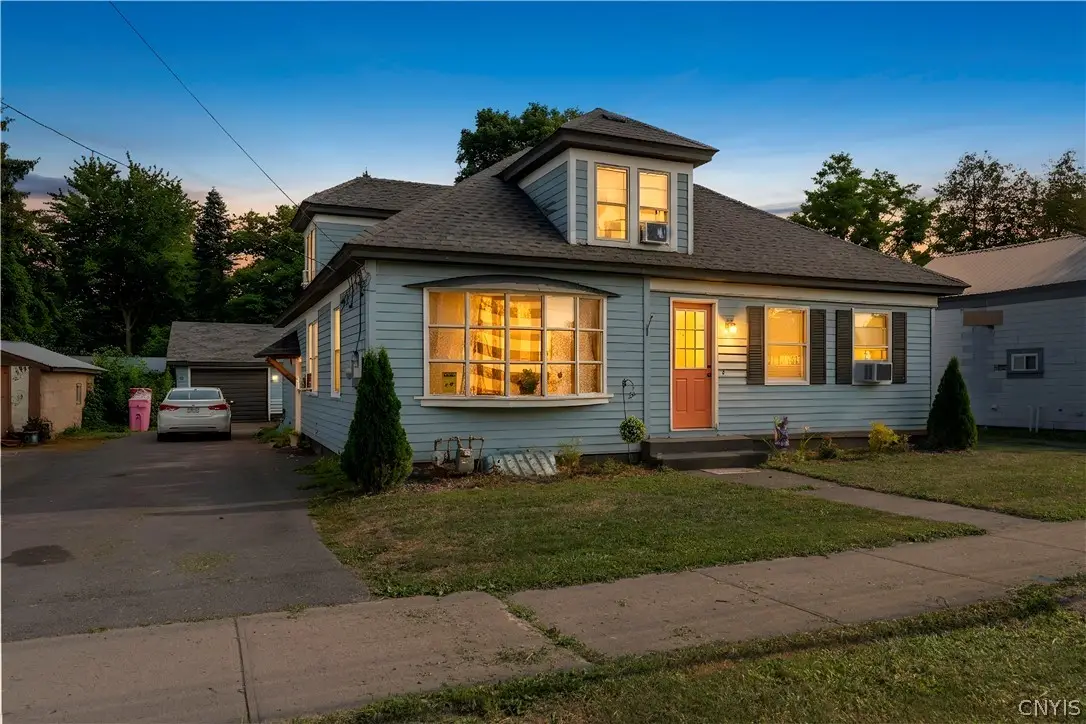 122 Genesee Street, Canastota, NY 13032 - #1