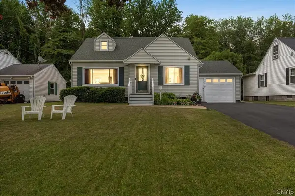 106 Oakley Drive, Syracuse, NY 13212