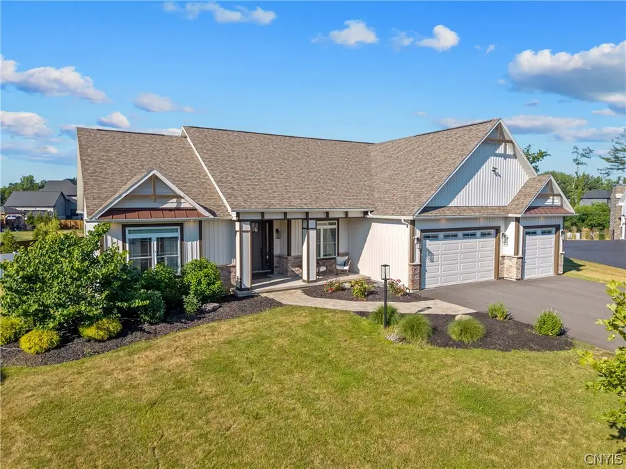 221 Lexi Lane, Baldwinsville, NY 13027 - #2