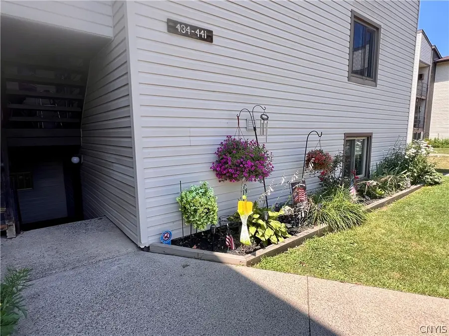 435 Idlewood Boulevard, Baldwinsville, NY 13027 - #2