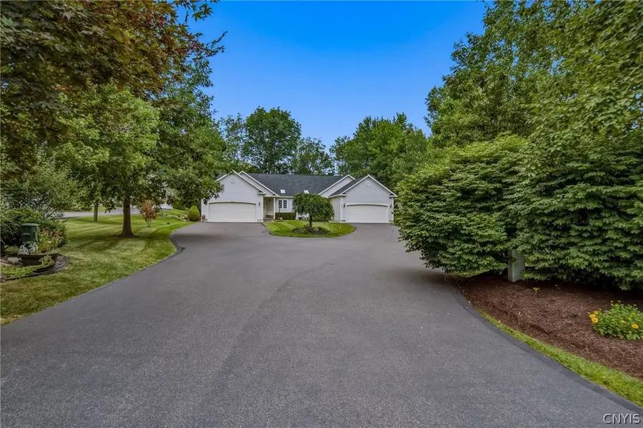 8424 Marco Lane, Baldwinsville, NY 13027 - #2