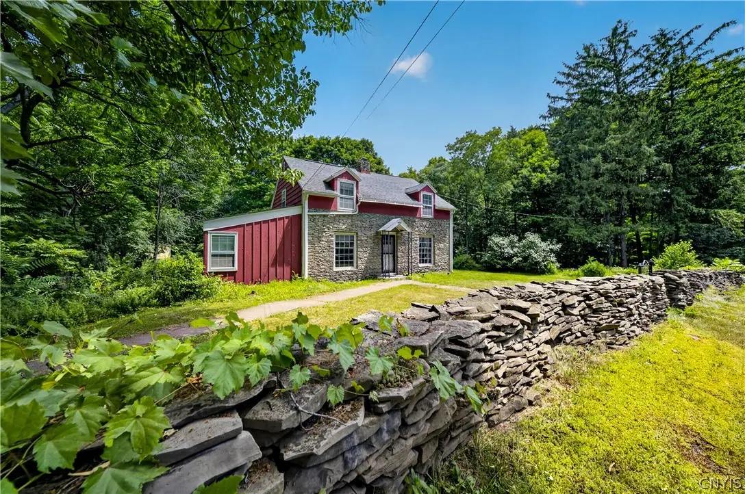 5352 Onondaga Road, Camillus, NY 13031 - #1