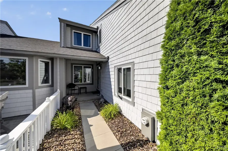 312 Summerhaven Drive N, East Syracuse, NY 13057 - #3