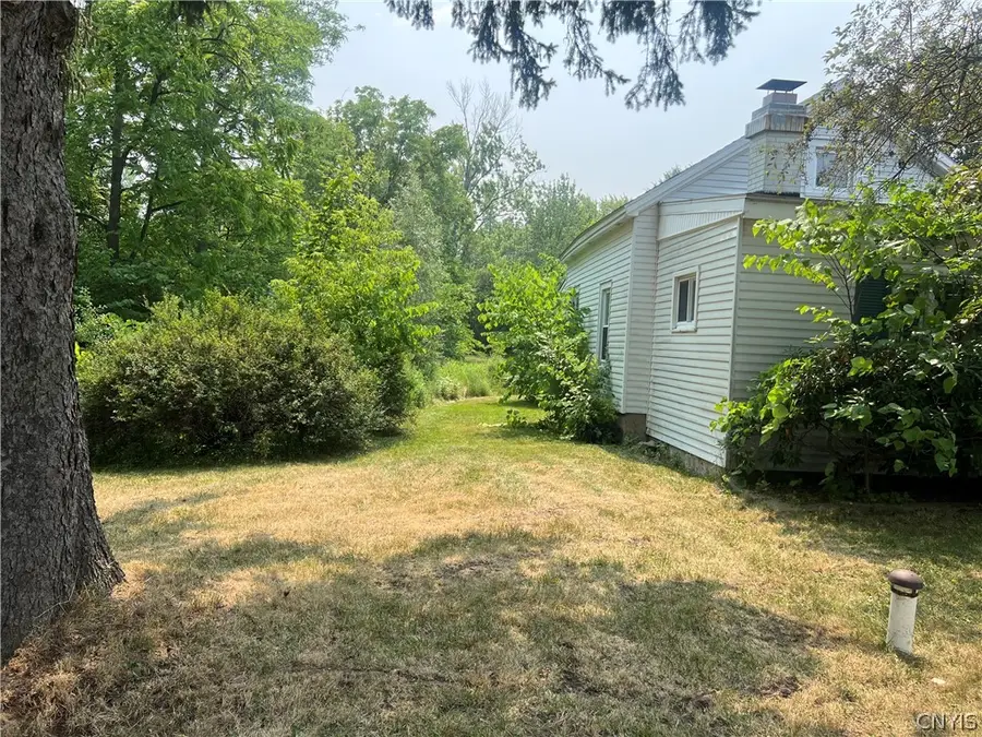 303 1st Street, Canastota, NY 13032 - #3