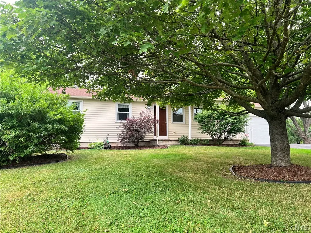 8615 Weaver Road, Cicero, NY 13039 - #1