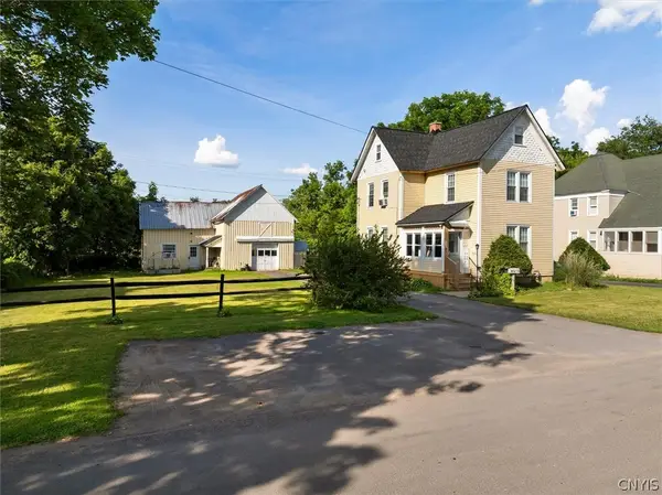 6 Mcbride Avenue, Clinton, NY 13323