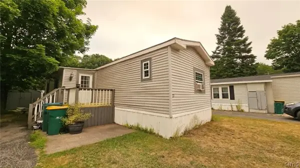 77 Crestview Circle, Central Square, NY 13036