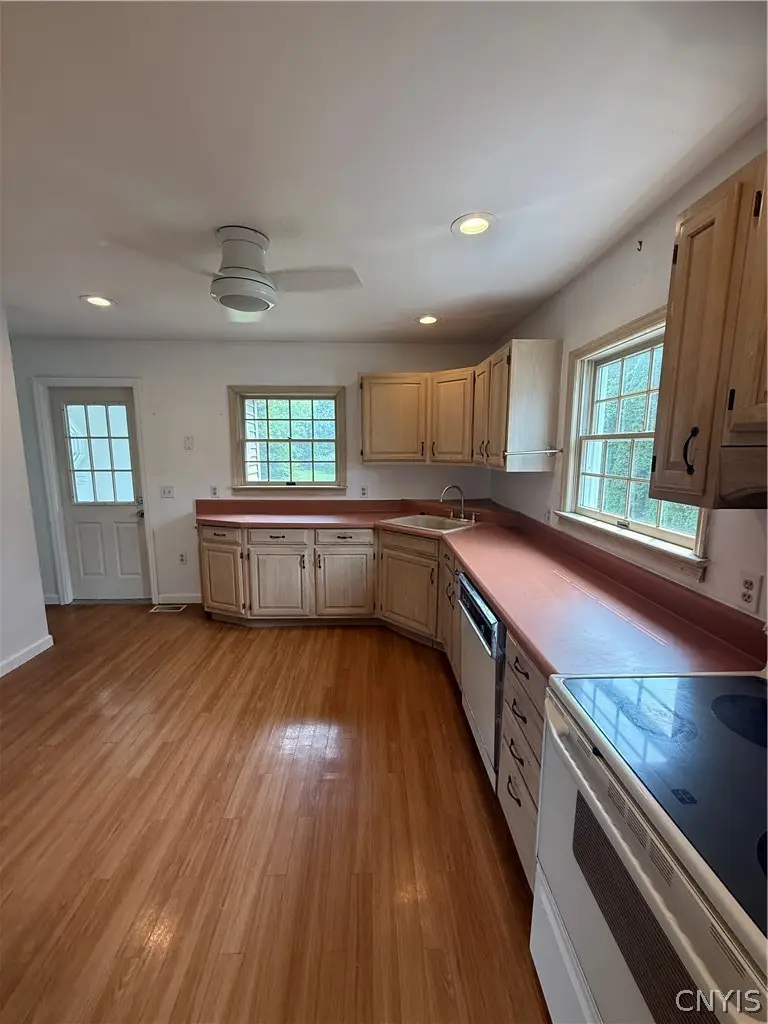 12 Havens Avenue, Auburn, NY 13021 - #3