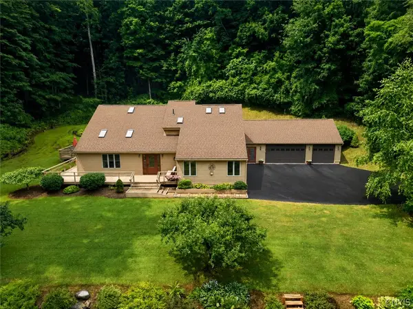 494 Dyke Rd, Chittenango, NY 13037