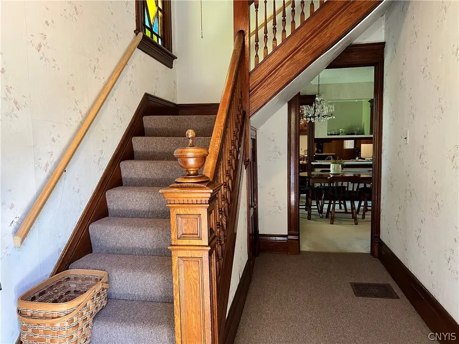 105 E Heman Street, East Syracuse, NY 13057 - #3