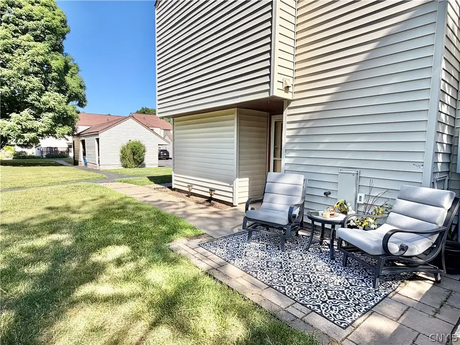 104 Harwinton Court, Camillus, NY 13031 - #3