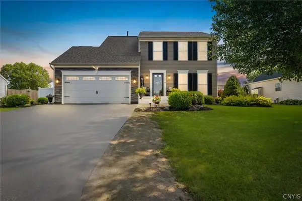 5545 Rockhampton, Clay, NY 13041