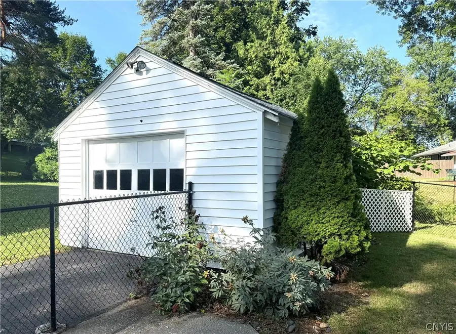 3 Marks Place, New Hartford, NY 13413 - #3