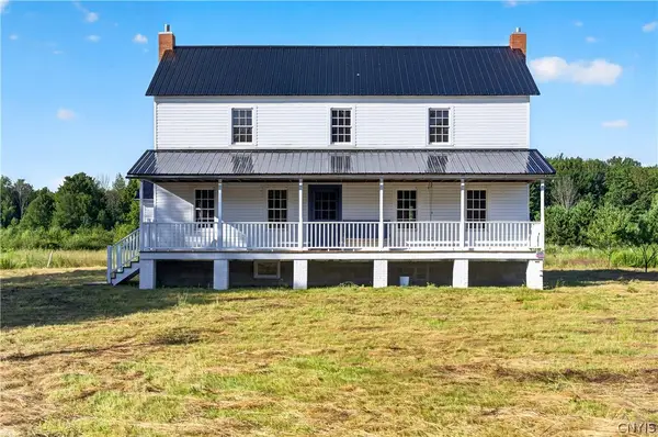759 Bull Run Rd, Pulaski, NY 13142