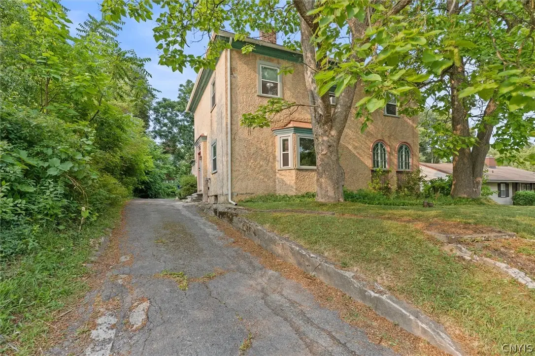 117 Claire Road, Syracuse, NY 13214 - #1