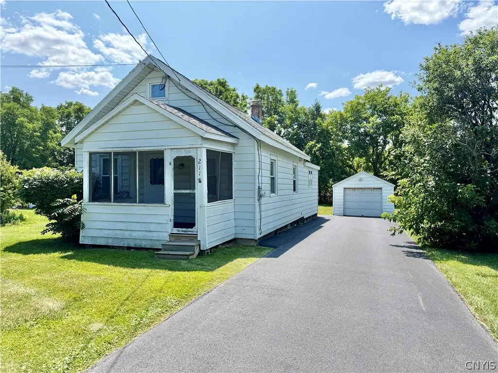 211 Westover Street, Syracuse, NY 13209 - #1